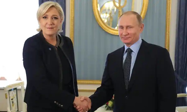 Putin com Marine Le Pen